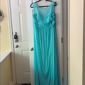bridesmaid / formal dress